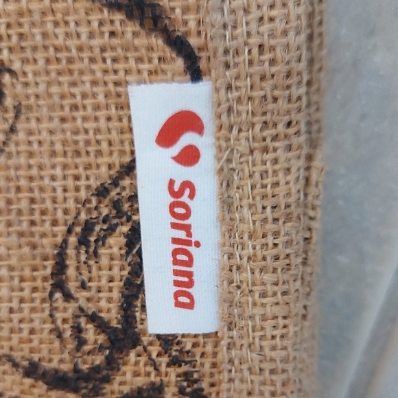 Soriana Jute Tote Bag with Vegetable Design - Picture 3 of 8